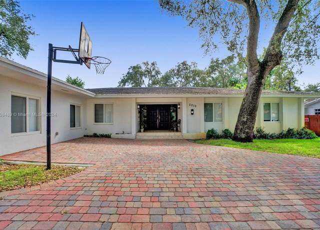 Property at 2210 NE 203rd Ter, Miami, FL 33180, 5 beds, 4.5 baths