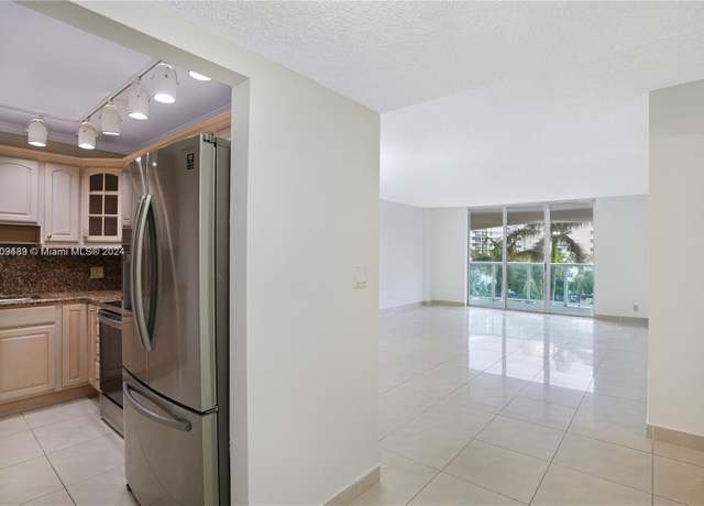 Property at 3800 S Ocean Dr #414, Hollywood, FL 33019, 2 beds, 2 baths