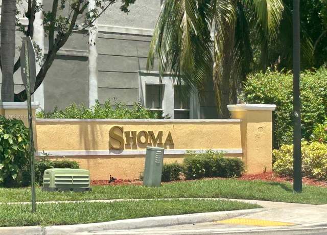 Property at 1104 Shoma Dr, Royal Palm Beach, FL 33414, 3 beds, 2 baths