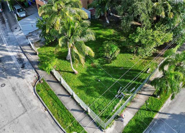 Property at 280 NW 33rd St, Miami, FL 33127, 17 beds, 10 baths