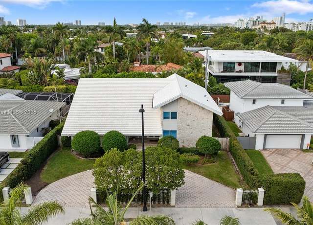 Property at 1251 Kane Concourse, Bay Harbor Islands, FL 33154, 4 beds, 5.5 baths