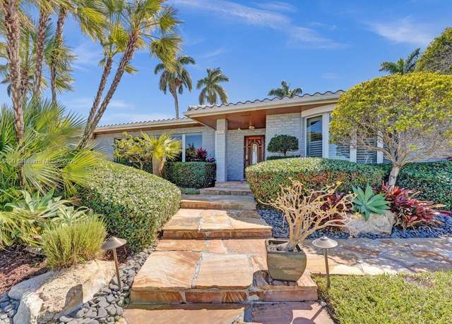Property at 1200 S Southlake Dr, Hollywood, FL 33019, 3 beds, 4 baths
