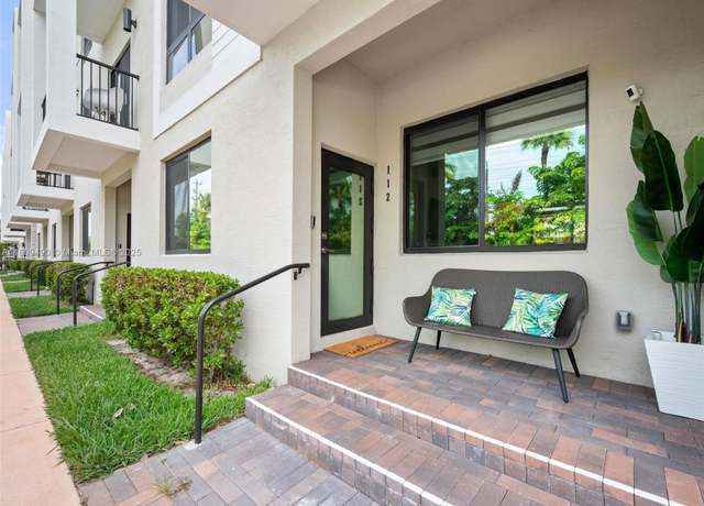 Property at 8001 NW 41st St Unit F-112, Doral, FL 33166, 4 beds, 3 baths