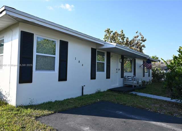 Property at 184 SW 17th Ave, Homestead, FL 33030, 3 beds, 2 baths