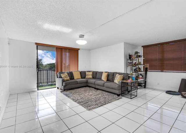 Property at 6190 Woodlands Blvd #311, Tamarac, FL 33319, 2 beds, 2 baths