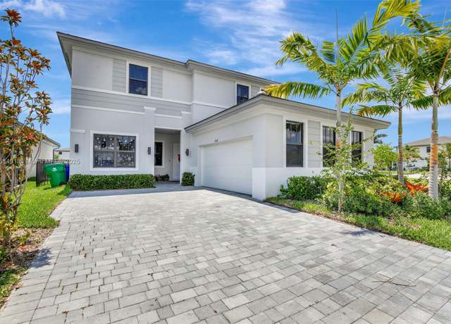 Property at 4520 SW 173rd Ave, Miramar, FL 33029, 5 beds, 4.5 baths