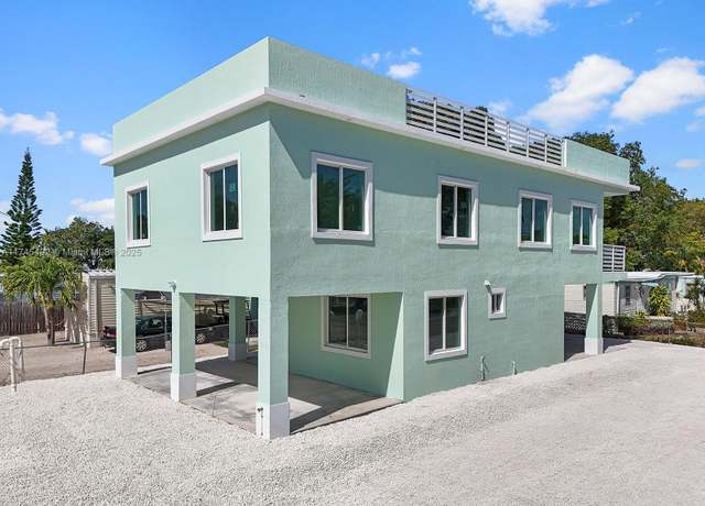 Property at 101 Kay Dr, Key Largo, FL 33037, 4 beds, 3 baths