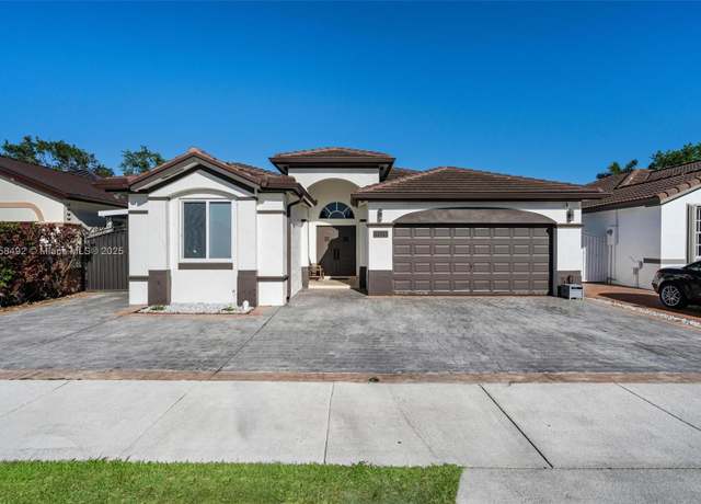Property at 4041 SW 154th Ct, Miami, FL 33185, 3 beds, 2.5 baths