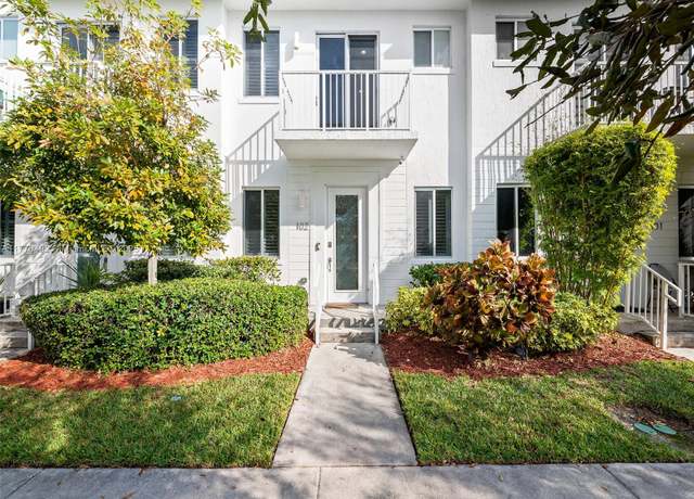 Property at 2601 NE 212th Ter #102, Aventura, FL 33180, 3 beds, 2.5 baths