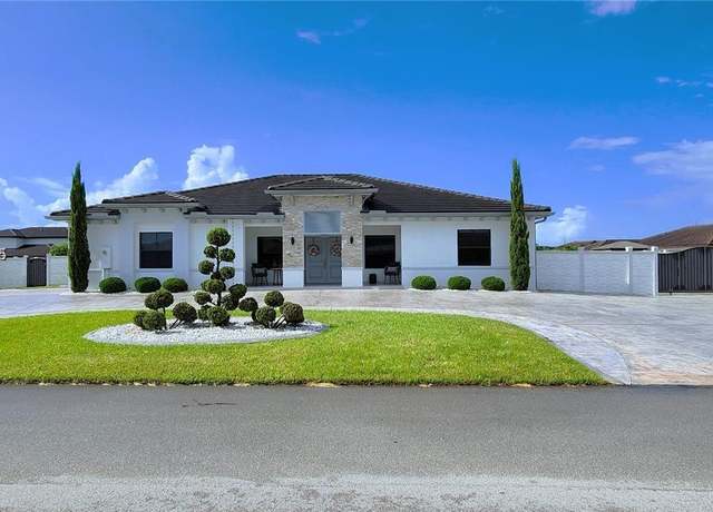 Property at 21350 SW 132nd Ct, Miami, FL 33177, 4 beds, 3.5 baths