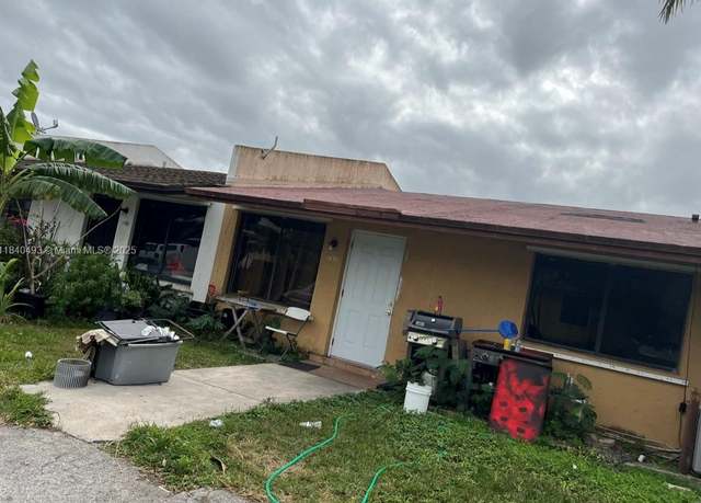 Property at 1470 Kia Dr, Homestead, FL 33033, 3 beds, 2 baths