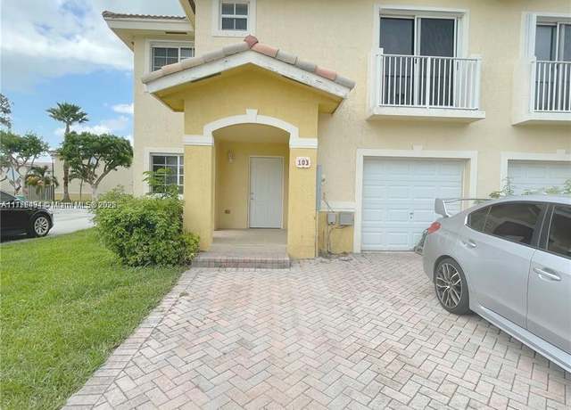 Property at 14078 SW 260th St #103, Homestead, FL 33032, 4 beds, 2.5 baths