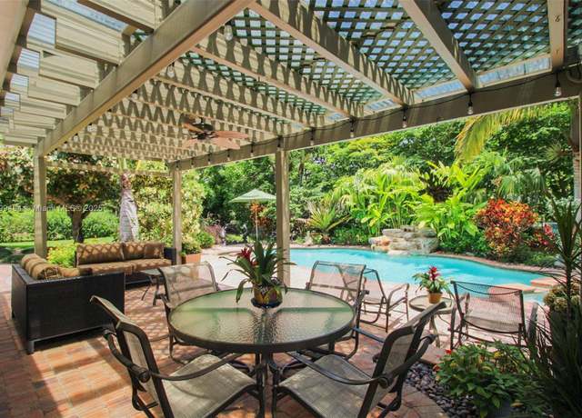 Property at 8345 SW 143rd St, Palmetto Bay, FL 33158, 3 beds, 2 baths