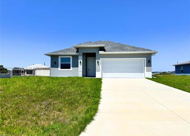 Property at 1064 Calumet Rd, FL 33935, 3 beds, 2.5 baths