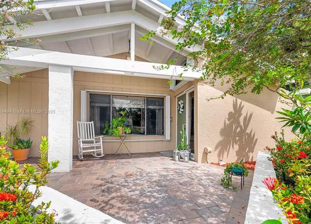 Property at 5001 SW 11th Cir, Margate, FL 33068, 3 beds, 2 baths