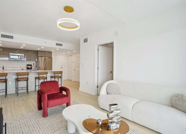 Property at 13800 Highland Dr #503, North Miami Beach, FL 33181, 2 beds, 2 baths