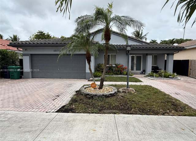 Property at 6871 SW 159th Pl, Miami, FL 33193, 4 beds, 2.5 baths