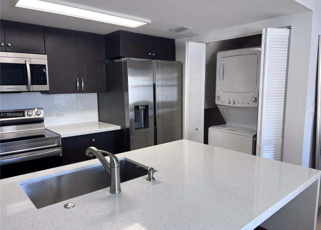 Property at 4530 SW 68th Ct Cir Unit 31-6, Miami, FL 33155, 2 beds, 2.5 baths
