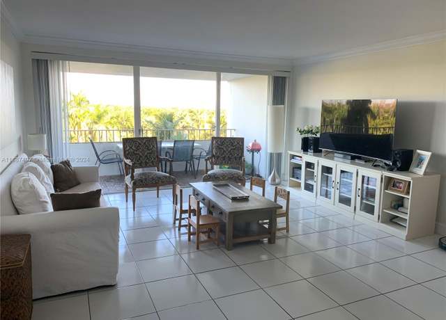 Property at 177 Ocean Lane Dr #512, Key Biscayne, FL 33149, 2 beds, 2 baths
