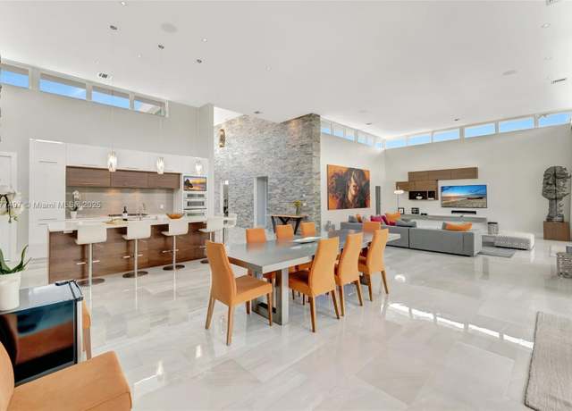 Property at 907 Diplomat Pkwy, Hallandale Beach, FL 33009, 5 beds, 5 baths