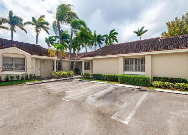 Property at 6046 NW 172nd Terr Cir #6046, Hialeah, FL 33015, 2 beds, 2 baths