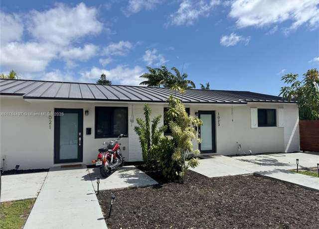 Property at 1021 NE 110th St, Biscayne Park, FL 33161, 4 beds, 1 bath