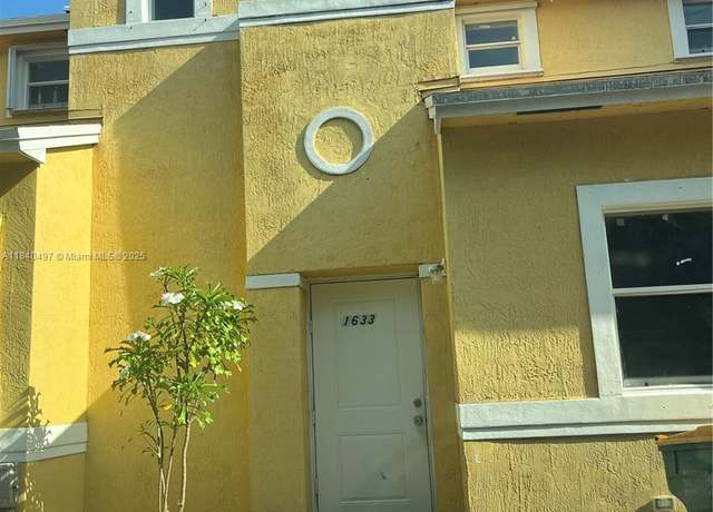 Property at 1633 Sunrise Blvd, Homestead, FL 33033, 3 beds, 2 baths