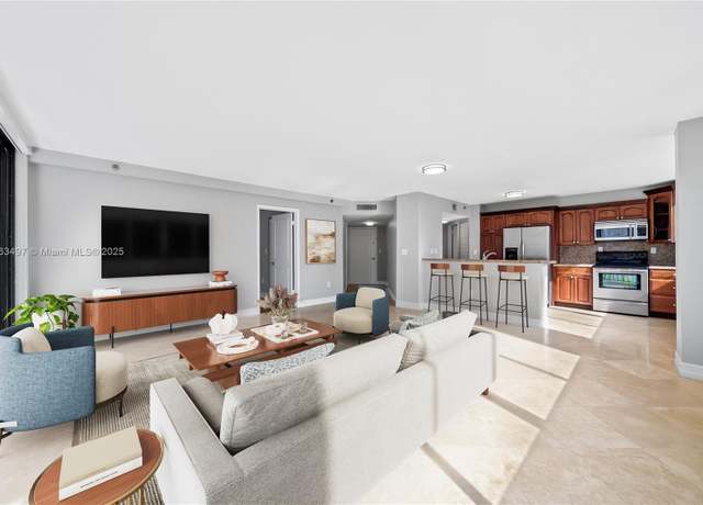 Property at 540 Brickell Key Dr #815, Miami, FL 33131, 2 beds, 2 baths