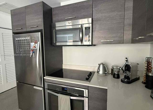 Property at 151 SE 1st St #503, Miami, FL 33131, 1 bed, 1 bath