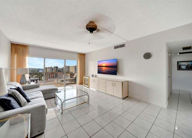 Property at 1985 S Ocean Dr Unit 22G, Hallandale Beach, FL 33009, 2 beds, 2 baths