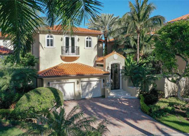 Property at 13681 Deering Bay Dr, Coral Gables, FL 33158, 5 beds, 5.5 baths