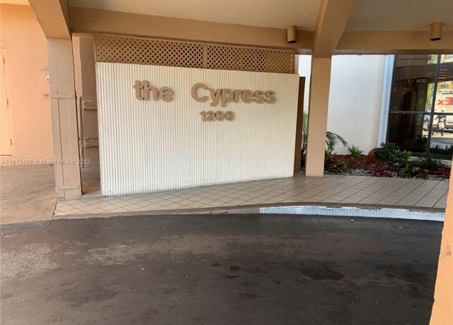 Property at 1200 Saint Charles Pl #315, Pembroke Pines, FL 33026, 2 beds, 2 baths