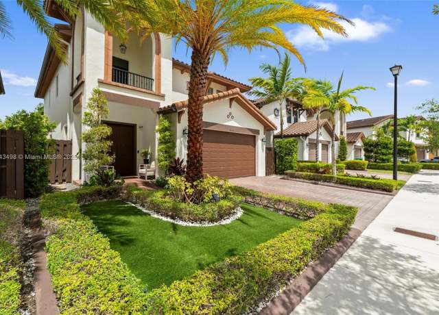 Property at 8650 NW 103rd Ave, Doral, FL 33178, 4 beds, 3 baths
