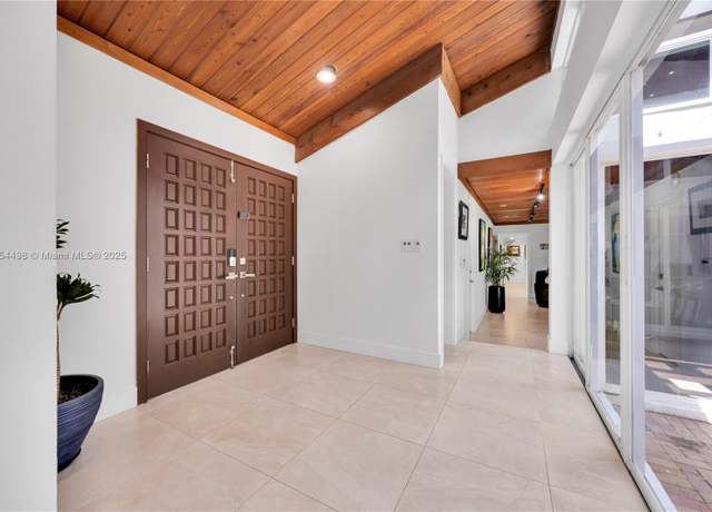 Property at 5941 SW 88th St, South Miami, FL 33156, 5 beds, 3.5 baths