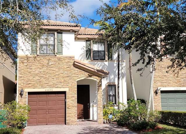Property at 23975 SW 114th Ct, Homestead, FL 33032, 3 beds, 2.5 baths