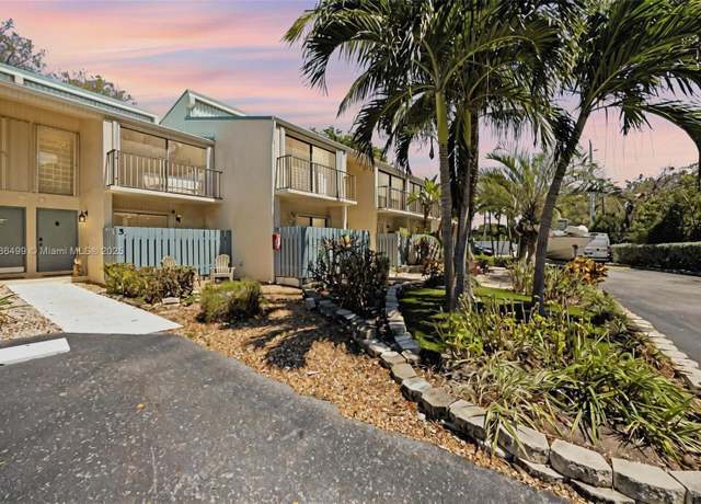 Property at 87200 Overseas Hwy Unit P5, Islamorada, FL 33036, 2 beds, 3 baths