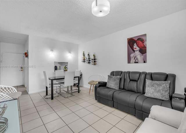 Property at 4550 NW 9th St Unit 106E, Miami, FL 33126, 1 bed, 1 bath