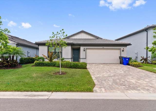 Property at 2941 Hibiscus Ave, Lauderdale Lakes, FL 33311, 3 beds, 2 baths