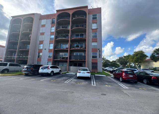 Property at 5199 NW 7th St #607, Miami, FL 33126, 1 bed, 1 bath