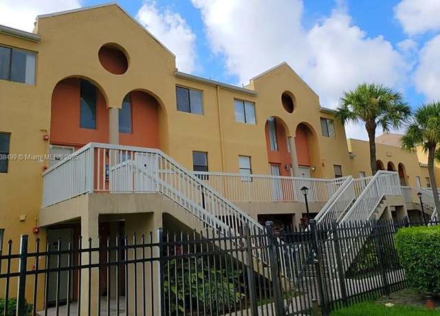 Property at 5200 NW 31st Ave #217, Fort Lauderdale, FL 33309, 2 beds, 2.5 baths