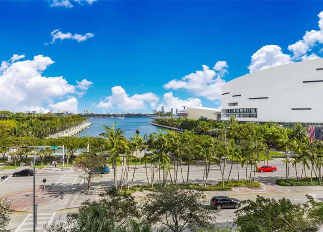 Property at 888 Biscayne Blvd #411, Miami, FL 33132, 1 bed, 1.5 baths
