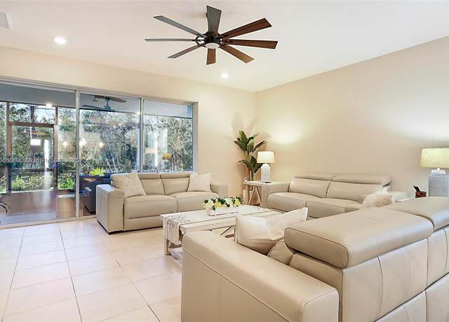 Property at 545 SE Ranch Oak Cir, Port St Lucie, FL 34984, 4 beds, 3 baths