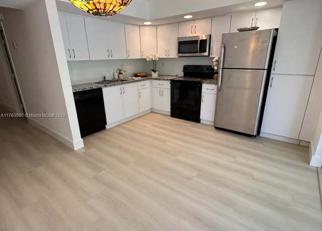 Property at 8520 SW 133rd Ave Rd #302, Miami, FL 33183, 3 beds, 2 baths