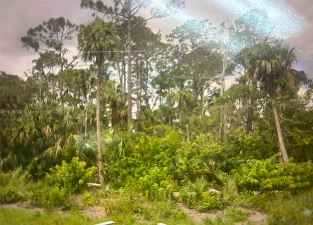 Property at 625 Greenbriar Blvd, Other City - In The State Of Florida, FL 33972
