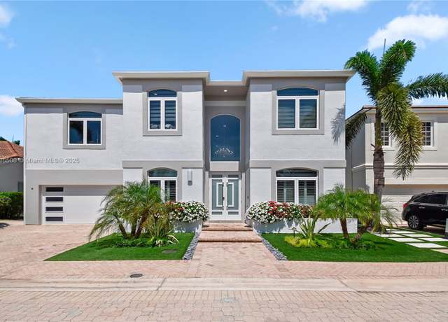 Property at 6210 NW 42nd Way, Boca Raton, FL 33496, 4 beds, 4 baths