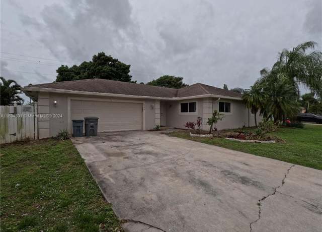 Property at 5344 Inwood Dr, Delray Beach, FL 33484, 3 beds, 2 baths