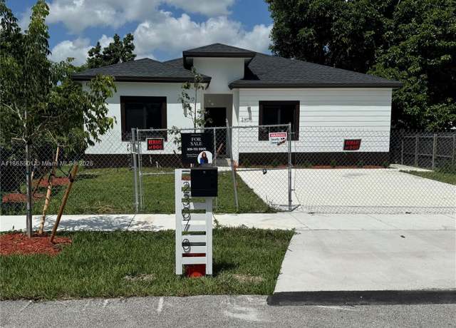 Property at 23070 SW 123 Ct, Miami, FL 33170, 5 beds, 3 baths