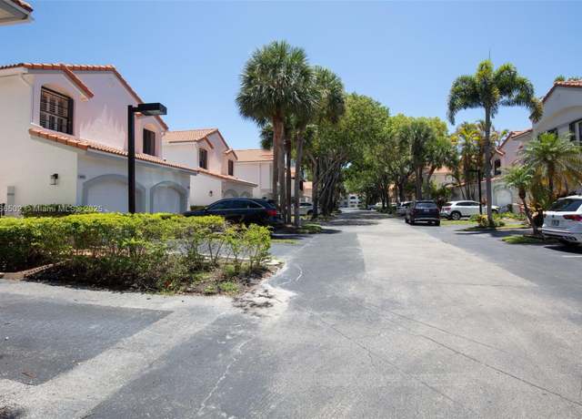 Property at 3525 Magellan Cir #626, Aventura, FL 33180, 3 beds, 2.5 baths