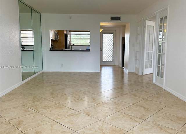 Property at 1920 Sabal Palm Dr #402, Davie, FL 33324, 3 beds, 2 baths