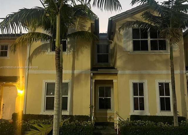 Property at 112 SE 28th Ter #4, Homestead, FL 33033, 3 beds, 2.5 baths